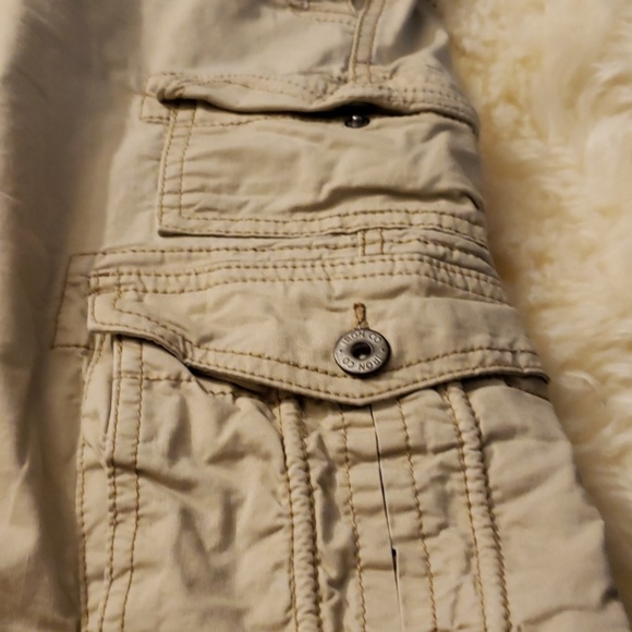 Cargo shorts - Picture 2 of 6